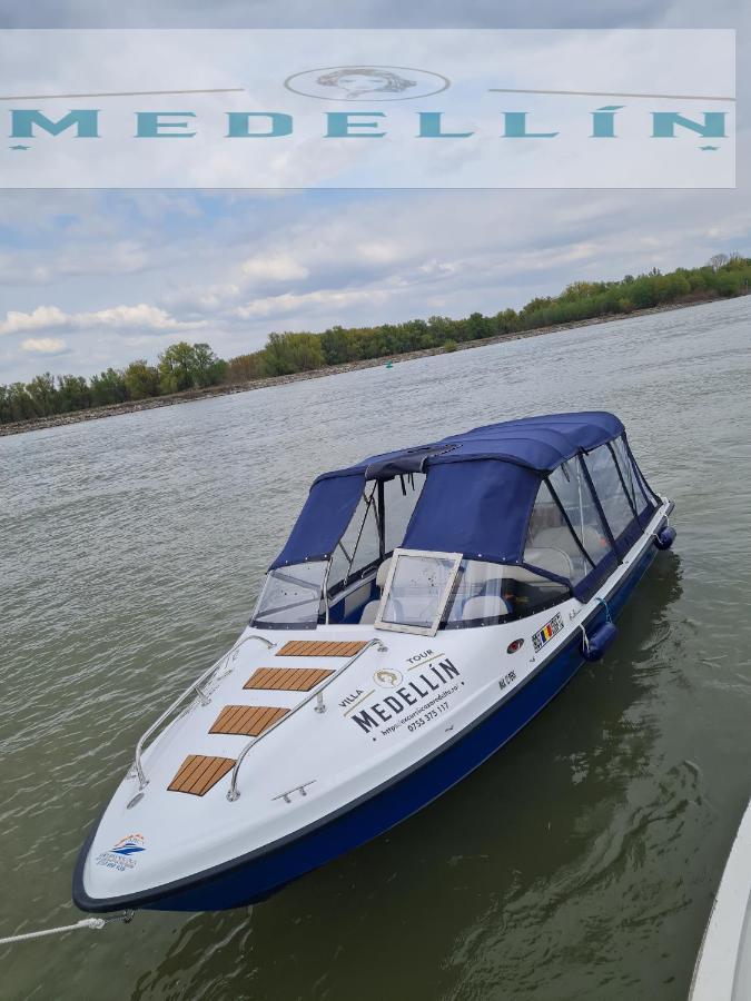 Pensiunea Medellin Tulcea Buitenkant foto