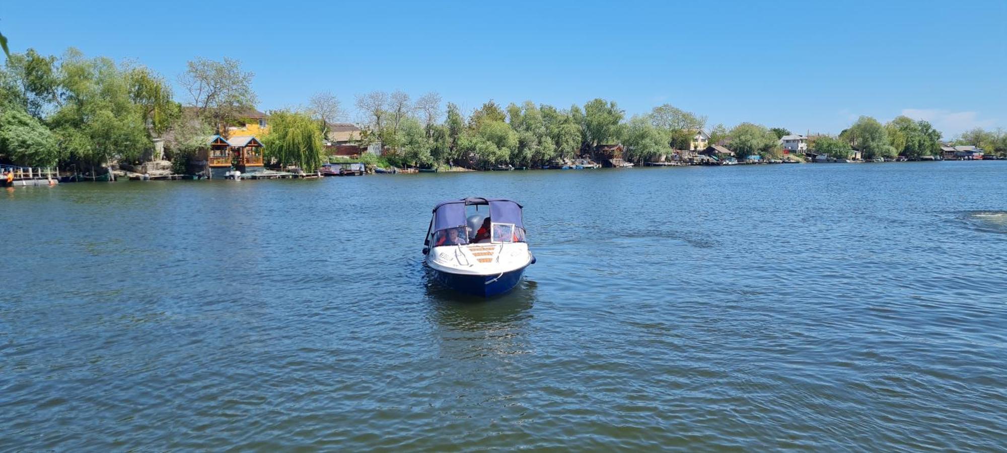 Pensiunea Medellin Tulcea Buitenkant foto